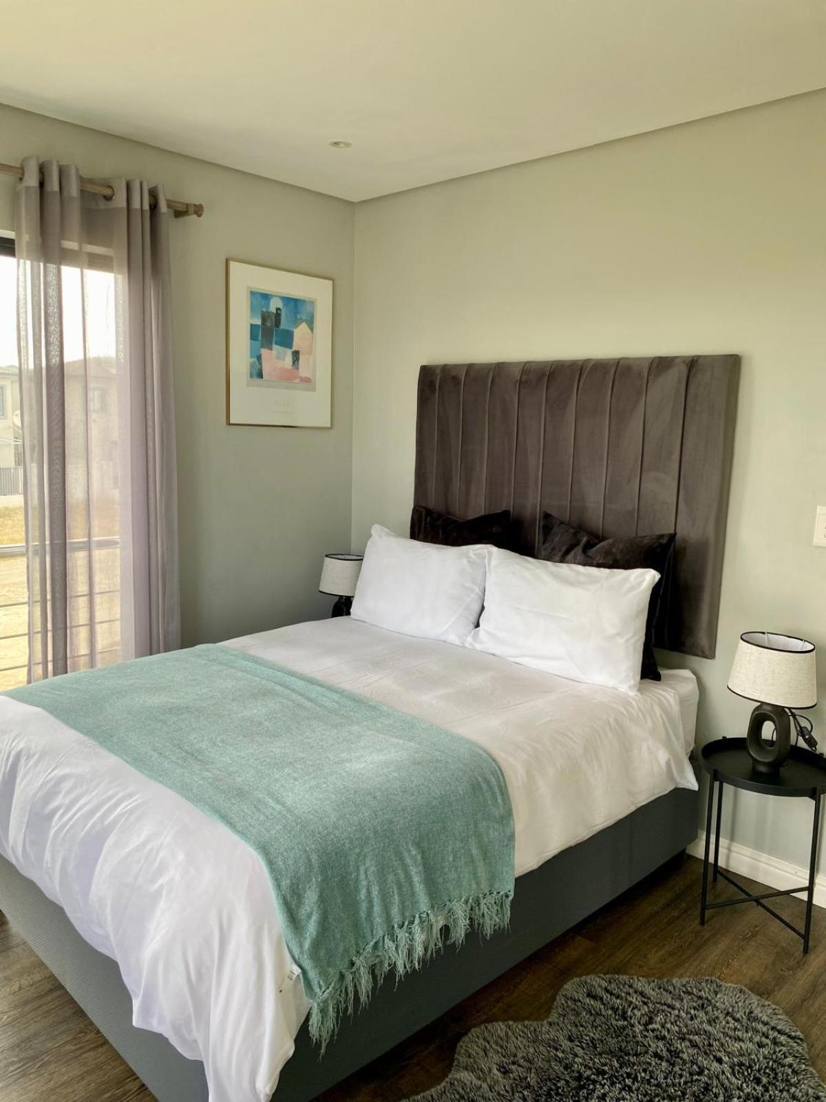 Holiday home In Parklands East Cape Town
